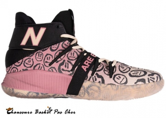 Kawhi Leonard Kawhi Leonard New Balance Omn1S Joe Freshgoods "No Emotions Are Emotions" Beige Rose (WBOMN1AC)